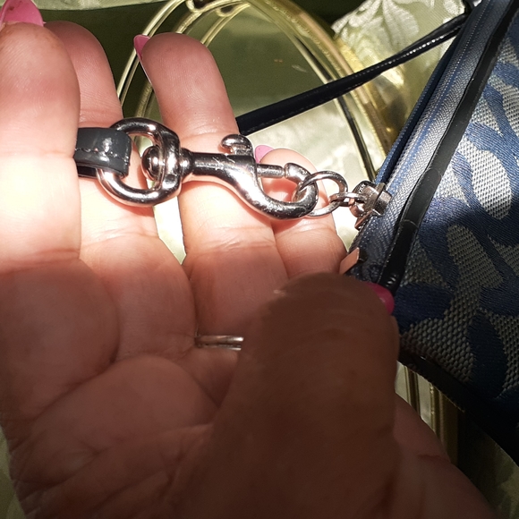 Couch Little purse - Picture 7 of 7